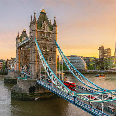 tour-listing-details-slide